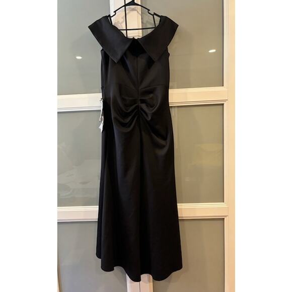 XSCAPE Scuba Off-The-Shoulder Gown - Picture 4 of 4